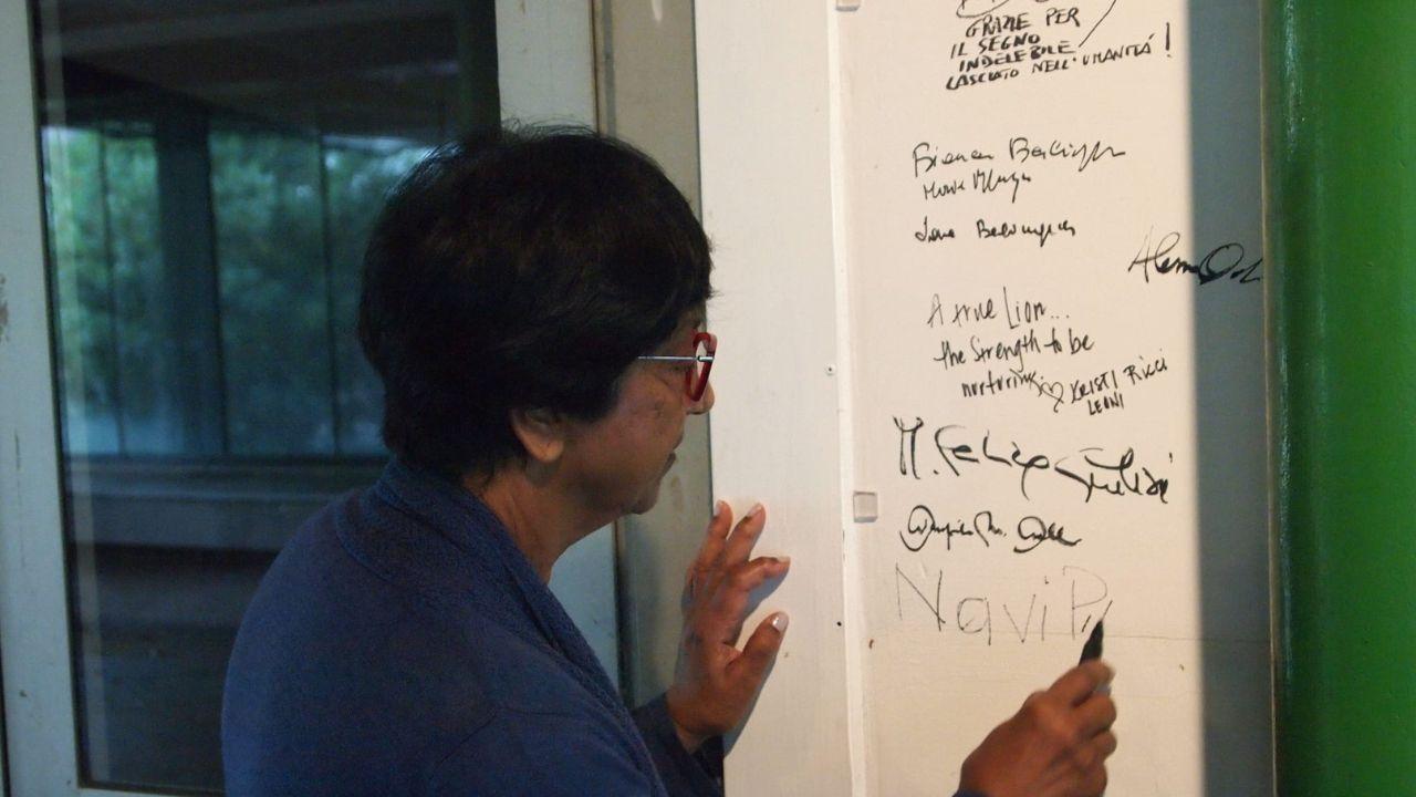 
	Un momento della firma

