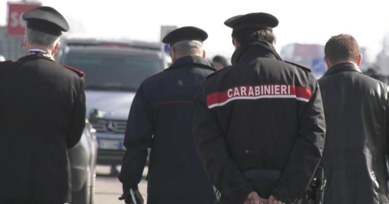 “Baby” rapinatrice ruba 17mila euro di gioielli a un’anziana e poi la strattona: arrestata