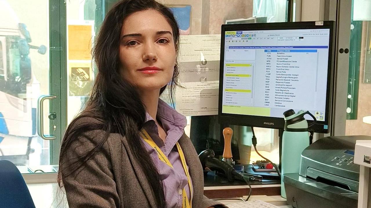 Migliaro, la 29enne Vincenza De Curtis nuova direttrice di Poste: è la più giovane del Ferrarese