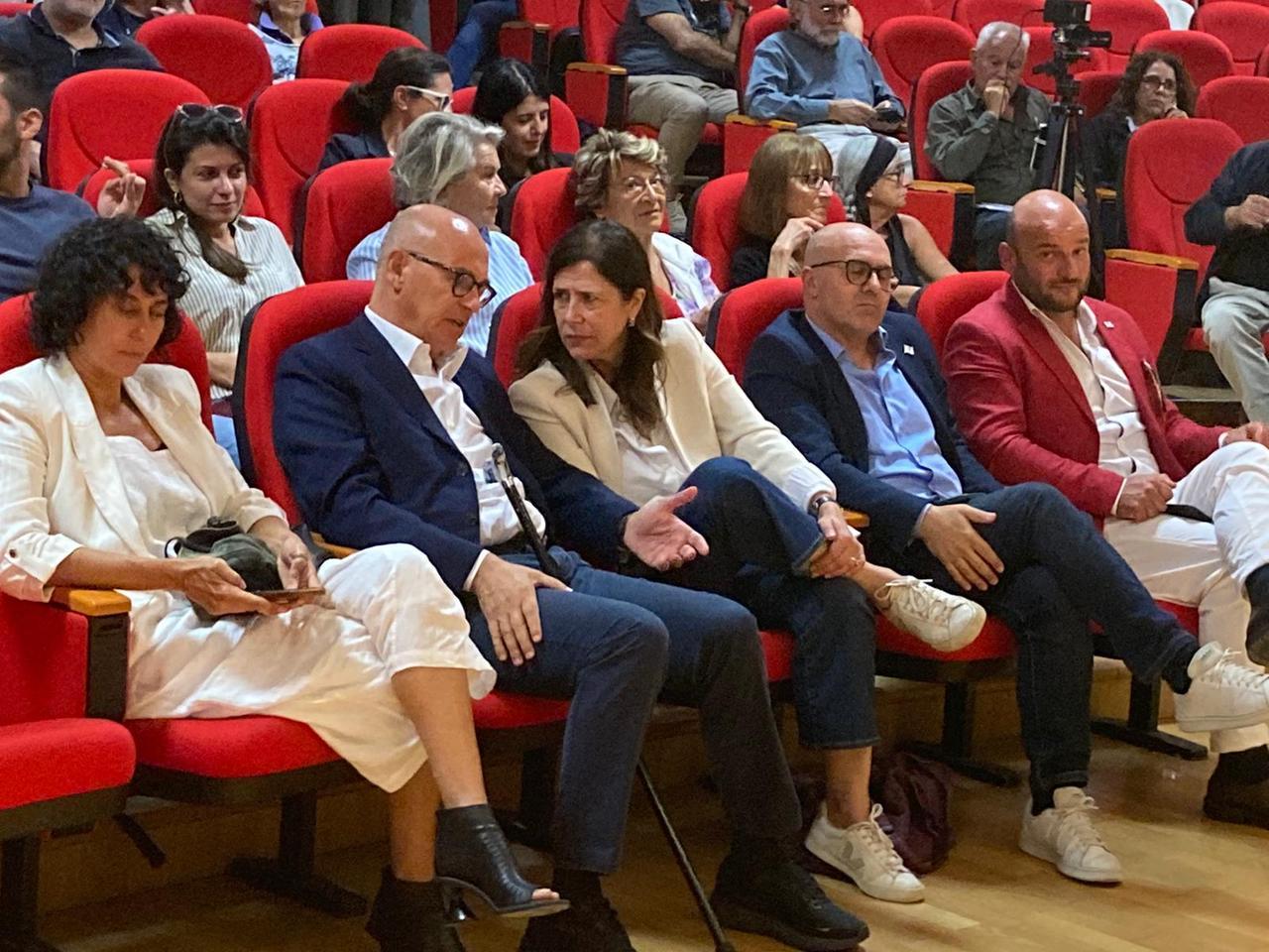 Renato Soru e la presidente della Regione Sardegna Alessandra Todde