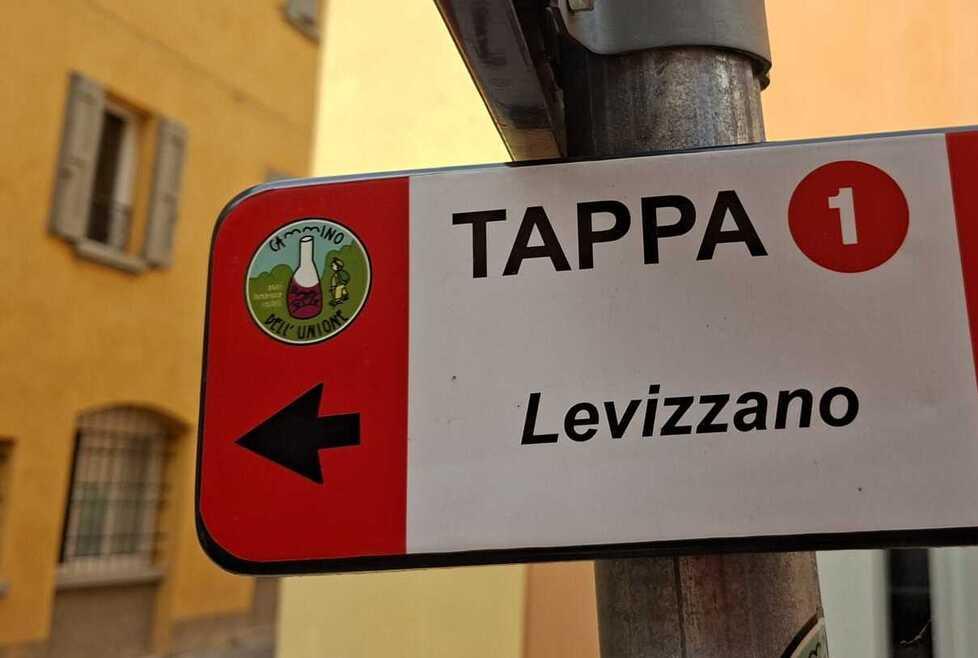 Spariscono i cartelli segnavia lungo il Cammino dell’Unione