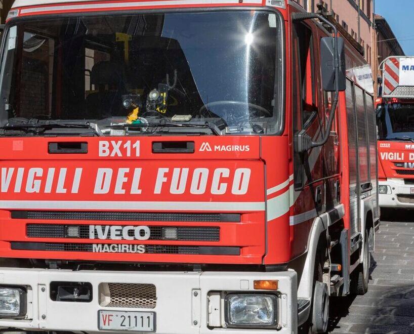 Brucia il tetto di una casa con impianto fotovoltaico a Castelfranco