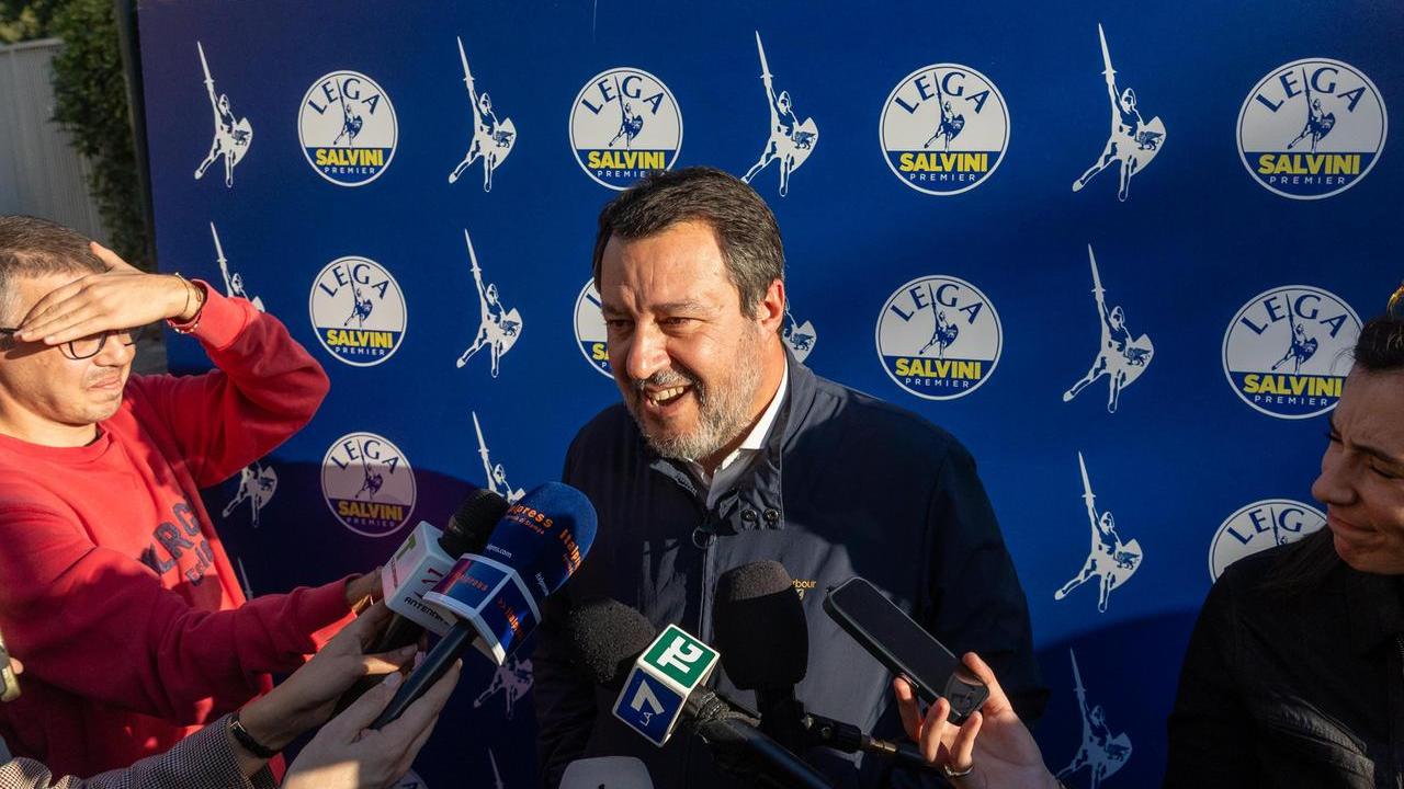 Matteo Salvini si dimette da segretario della Lega: ecco perché