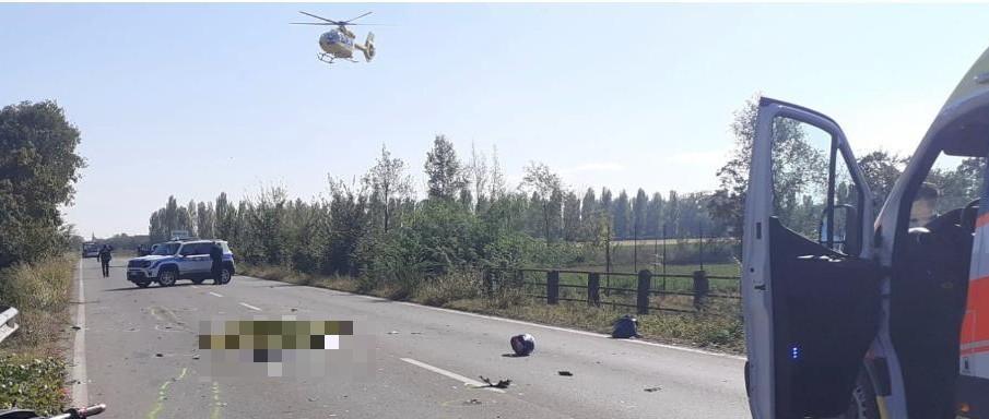 Incidente sulla via Emilia tra Calerno e Sant’Ilario d’Enza: morto un motociclista
