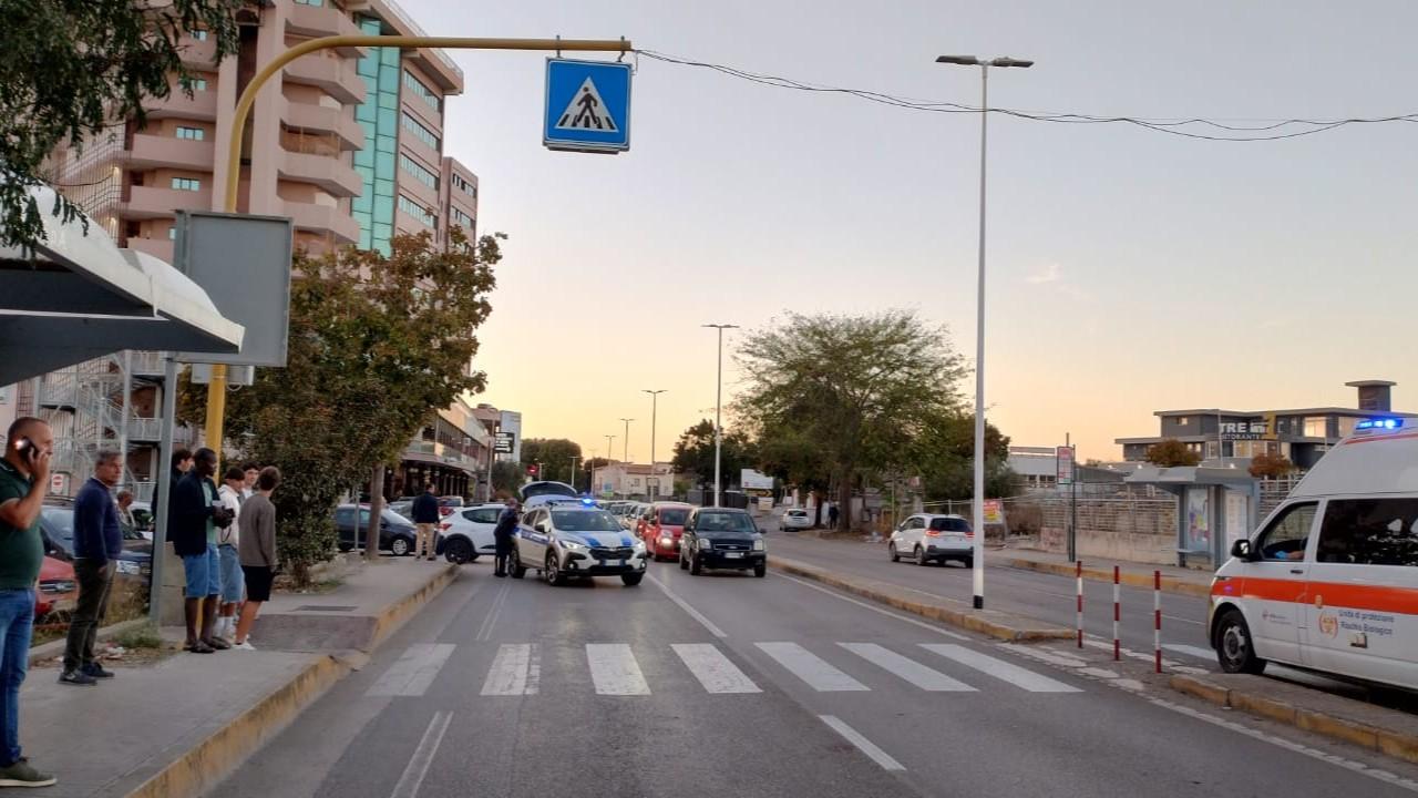 Pedone investito a Sassari mentre attraversa sulle strisce: è il terzo in tre giorni