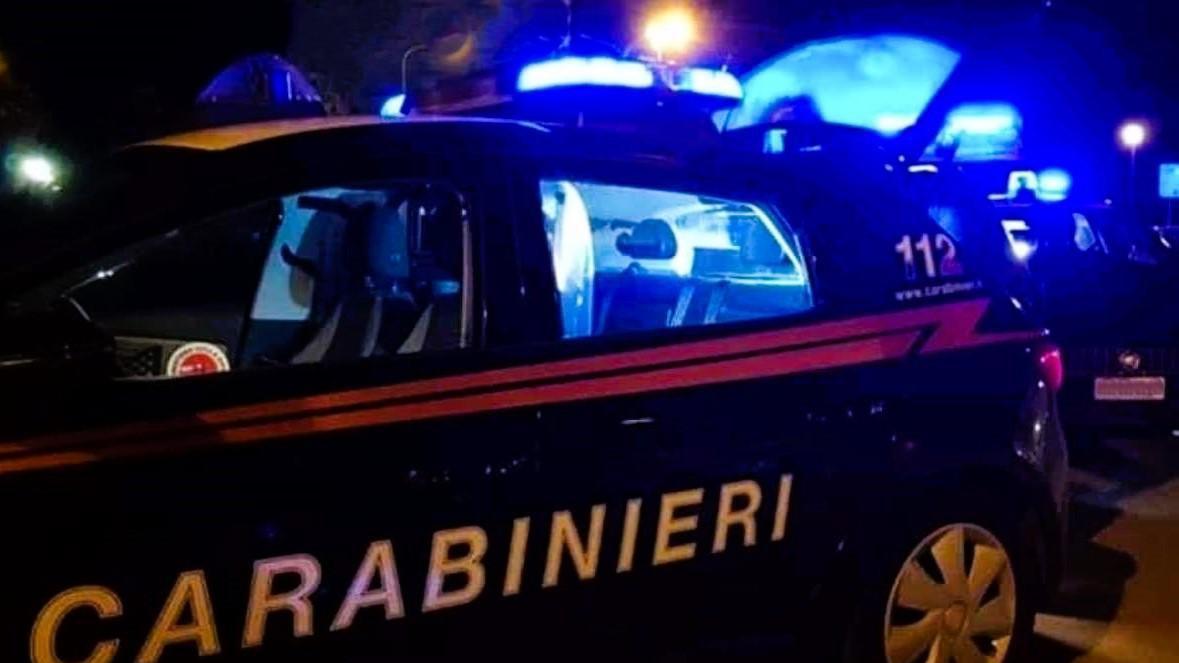 Carabinieri durante un controllo (foto d'archivio)