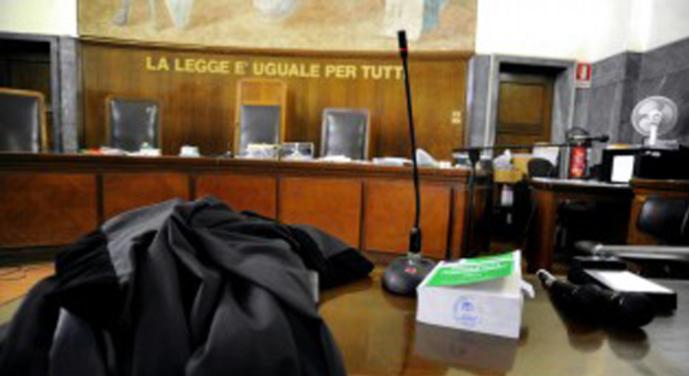 Lucca, malata oncologica licenziata per troppe assenze: ministero condannato a reintegrarla