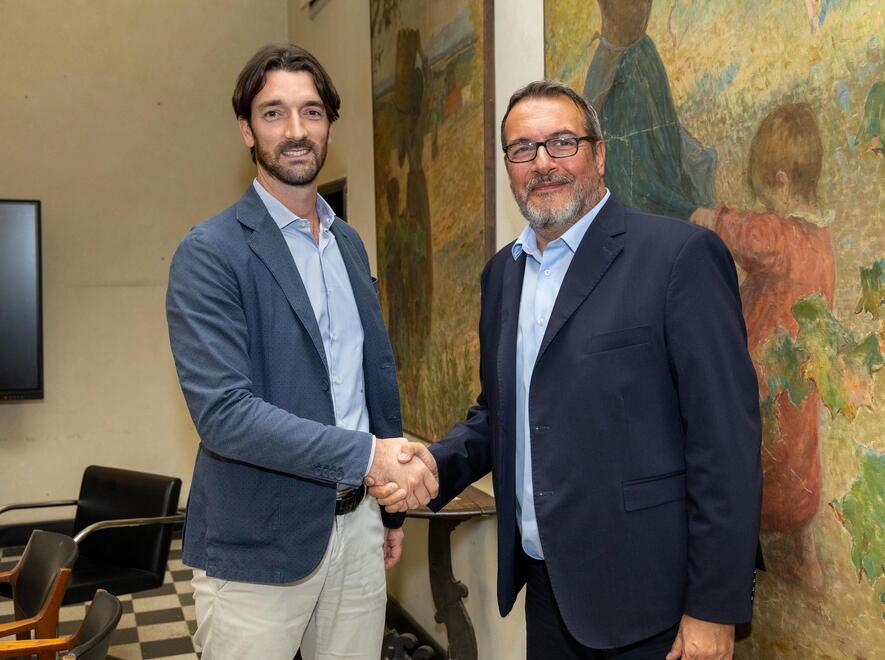 
	Il sindaco Riccardo Franchi (a destra) insieme al nuovo assessore al bilancio Davide Del Carlo (foto Nucci)

