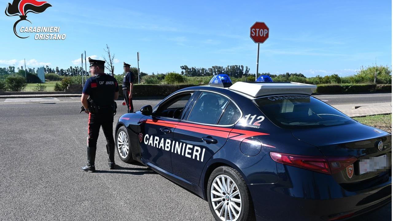 Furto con scasso, nella banda c’è anche un minorenne: un arresto e due denunce