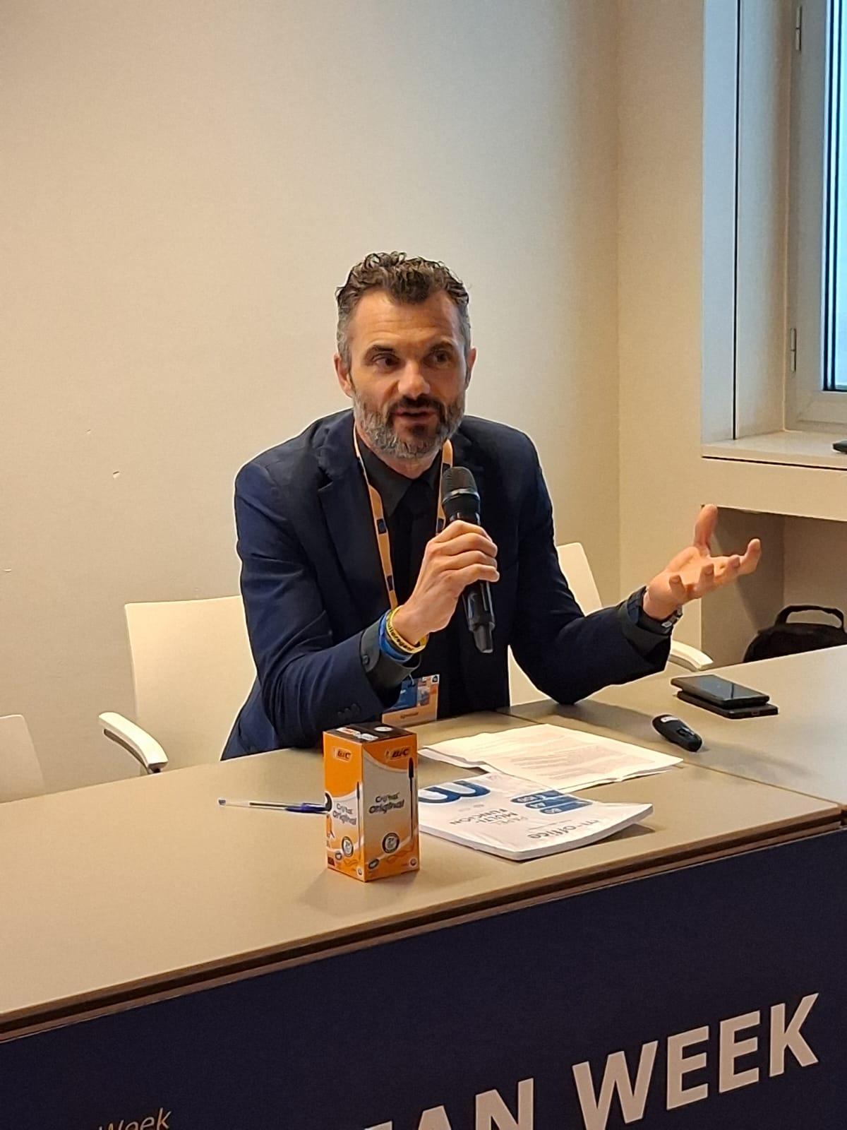Il sindaco di Prato risponde alle accuse di FdI sulla sicurezza: «Basta teatrini, governo inadeguato»