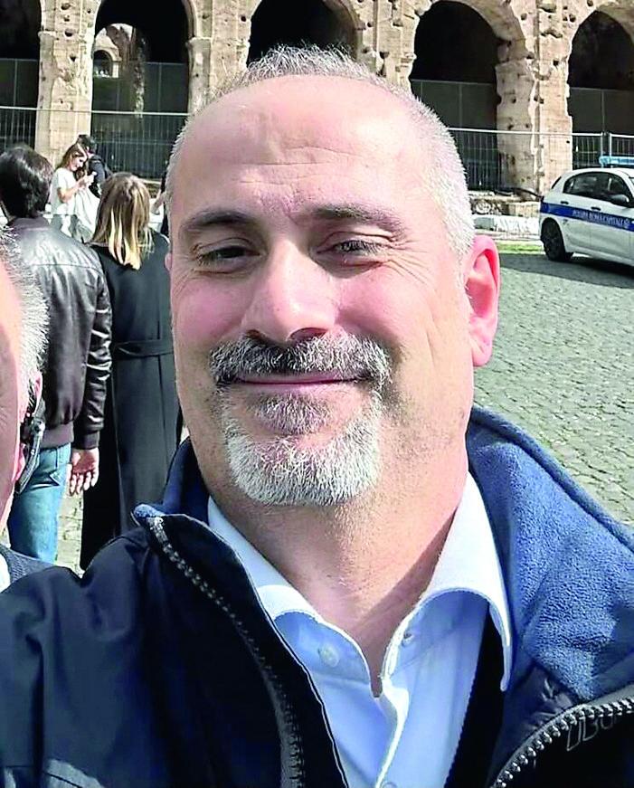 Morto in scooter a Calerno. «Guidava i pullman per le gite: ci aiutava ogni volta che poteva»