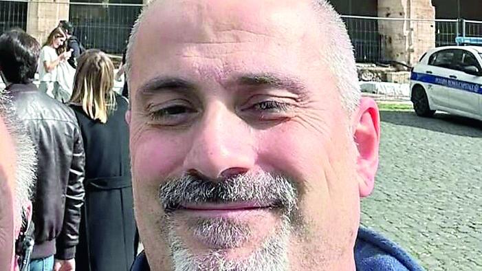 Morto in scooter a Calerno. «Guidava i pullman per le gite: ci aiutava ogni volta che poteva»
