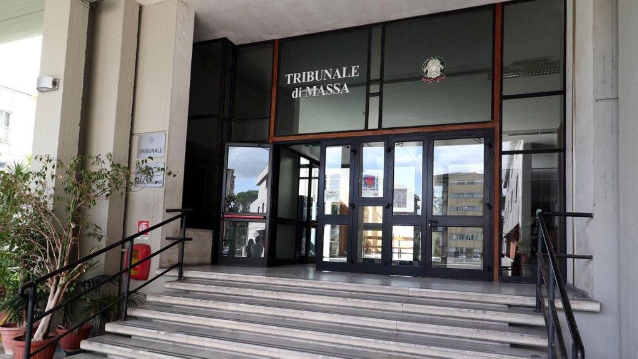
	Il tribunale di Massa (foto archivio)

