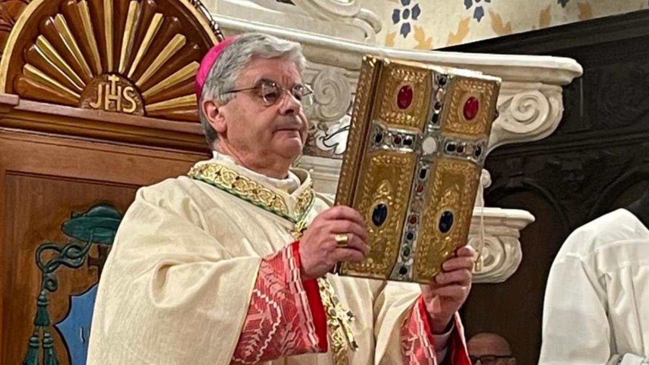 Il vescovo Melis scrive alla comunità diocesana di Ozieri: «I “tosatori” sui social fanno male e tolgono serenità»