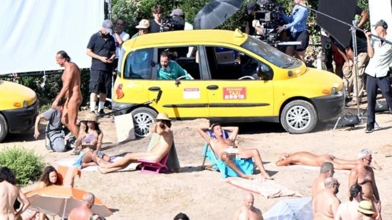 
	Adam Sandler in una scena a bordo di un taxi (foto Salvo La Fata)

