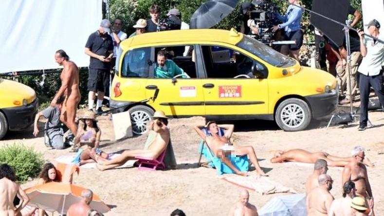 Adam Sandler in una scena a bordo di un taxi (foto Salvo La Fata)