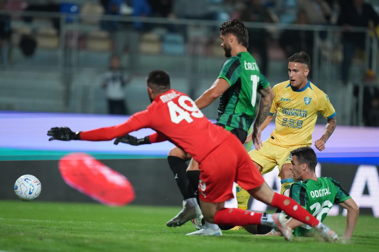 Il Sassuolo è da incubo fuori: il Frosinone cala il poker