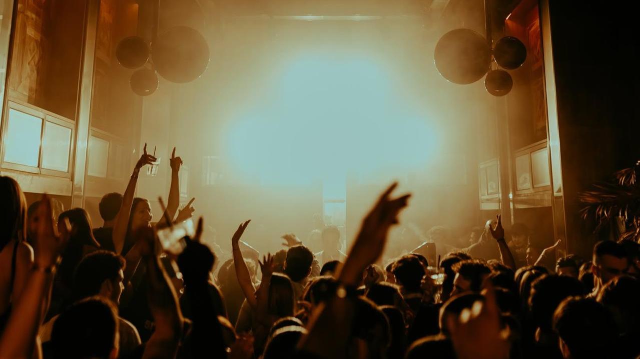 Una serata al The Circle Club di via Perlasca