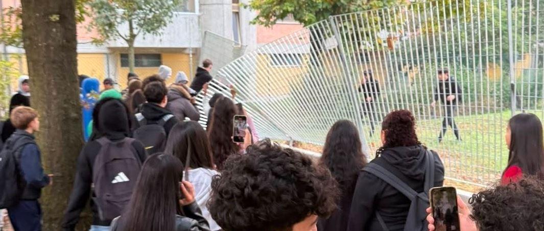 Cento, tensioni nelle scuole per il Meloni Day: cosa sappiamo finora