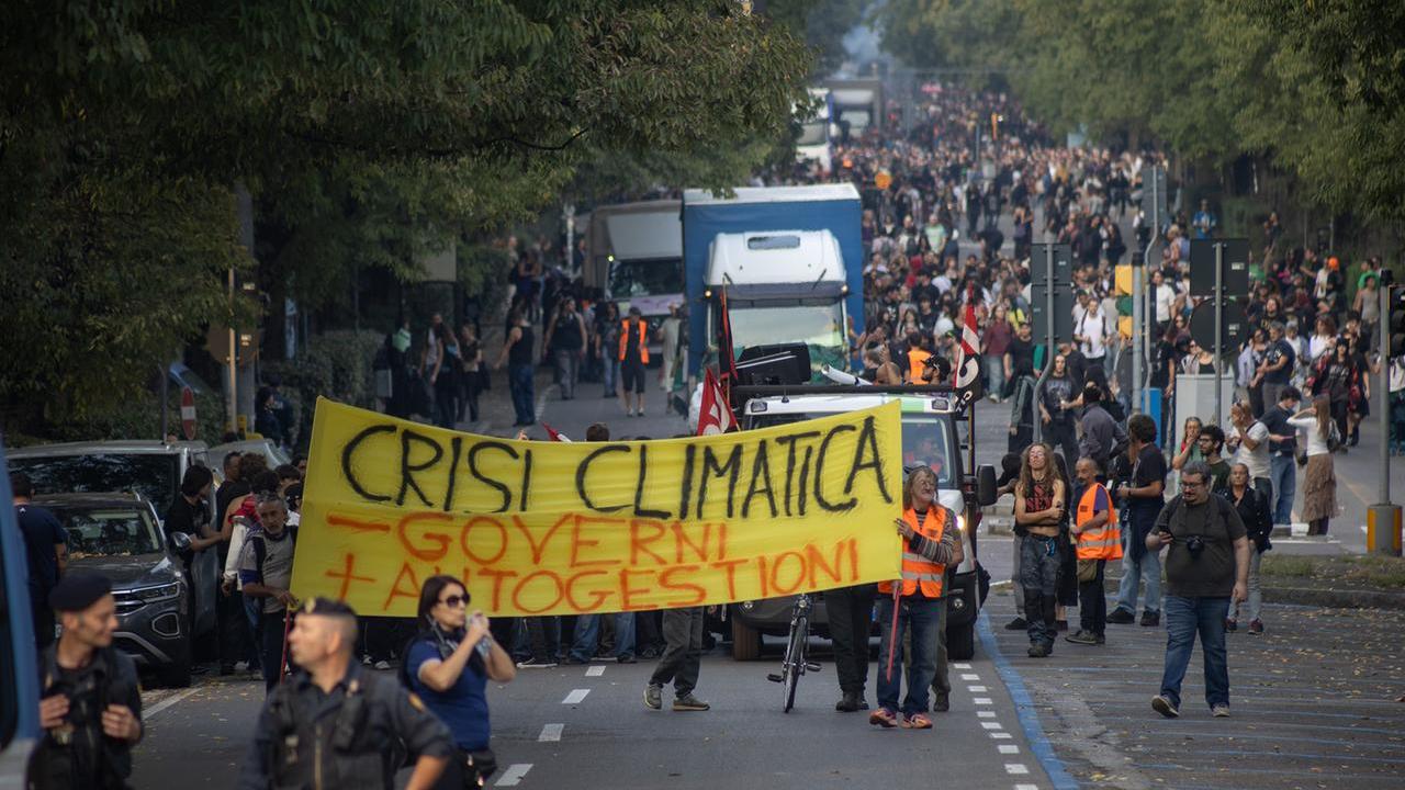 La Street Parade a Modena (Foto Luigi Esposito)