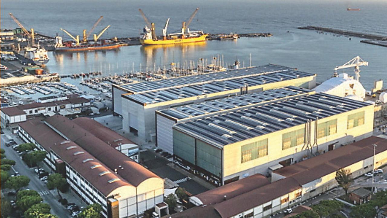 Il cantiere The Italian Sea Group a Marina di Carrara