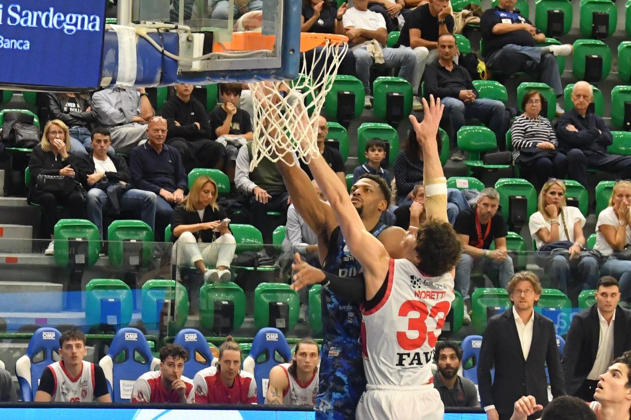 Match Dinamo, prima vittoria in casa: Cento battuta 80-70