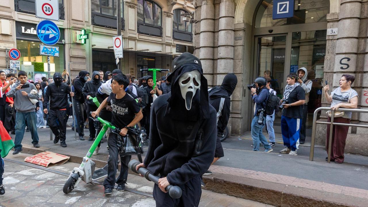 Guerriglia urbana, la violenza corre sui social: ecco come vengono reclutati i giovani arrestati e denunciati