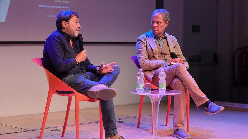 Sigfrido Ranucci intervistato da Carlo Bartoli presidente del consiglio nazionale dell’Ordine dei giornalisti (Foto Stick)