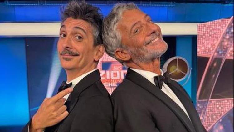 Dalle battute su Ranucci e Mengoni fino a quelle sul Campo largo, dopo il Tg1 è Fiorello show – Il varietà