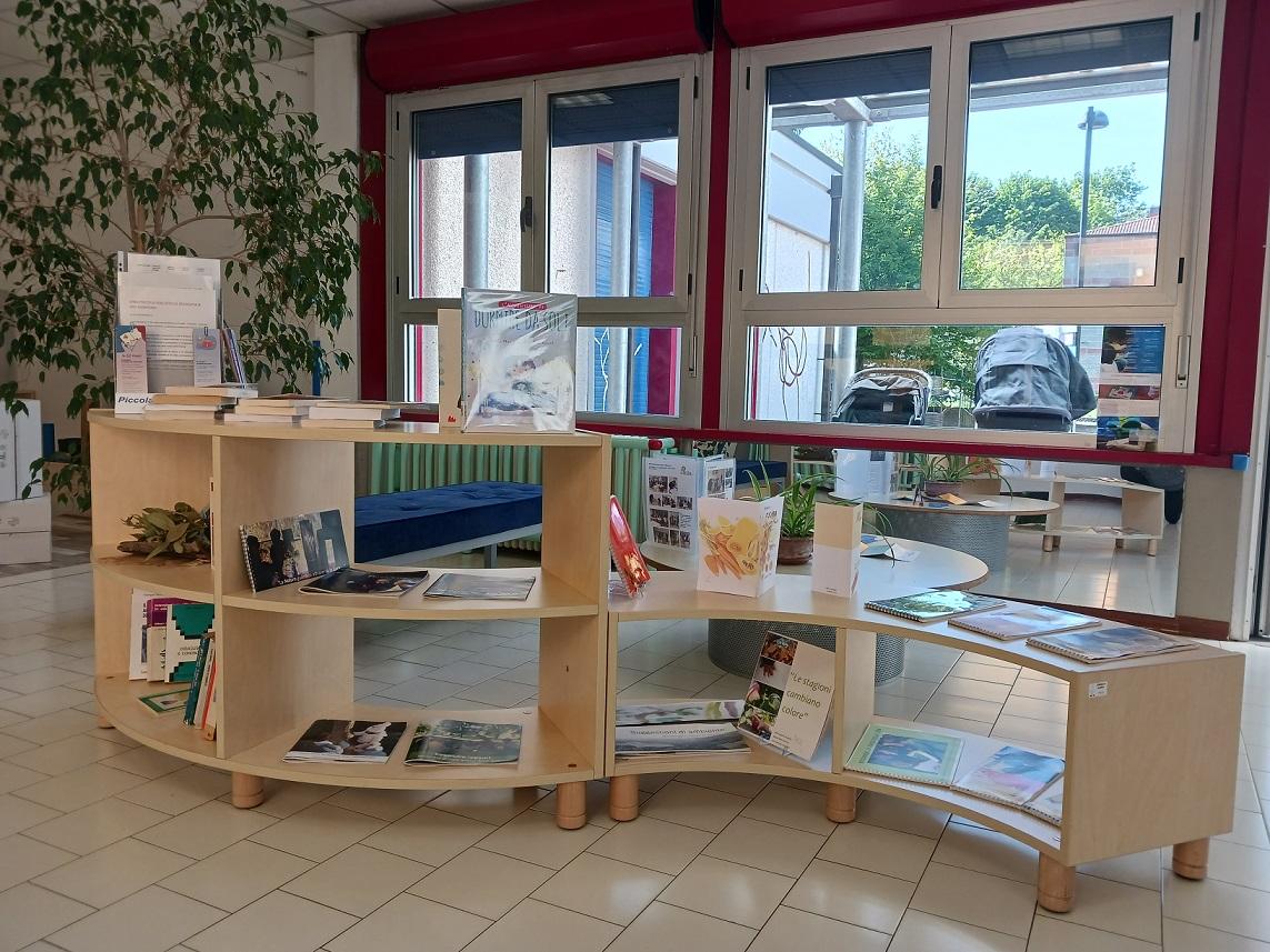 Allarme bomba a Rivalta: evacuato il polo scolastico, controlli della polizia in corso