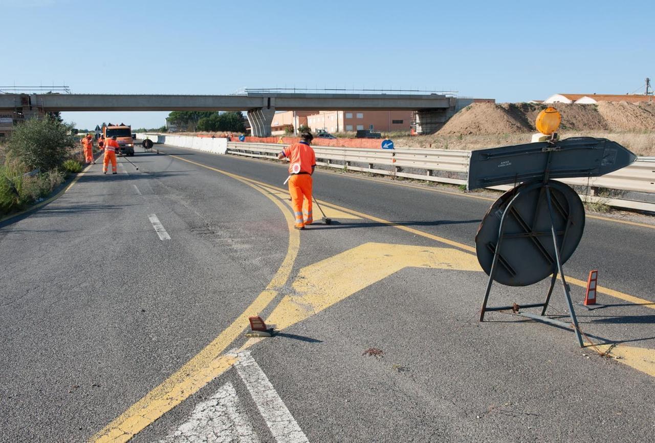 Da oggi fino al 30 limitazioni al traffico lungo la131 in direzione aeroporto