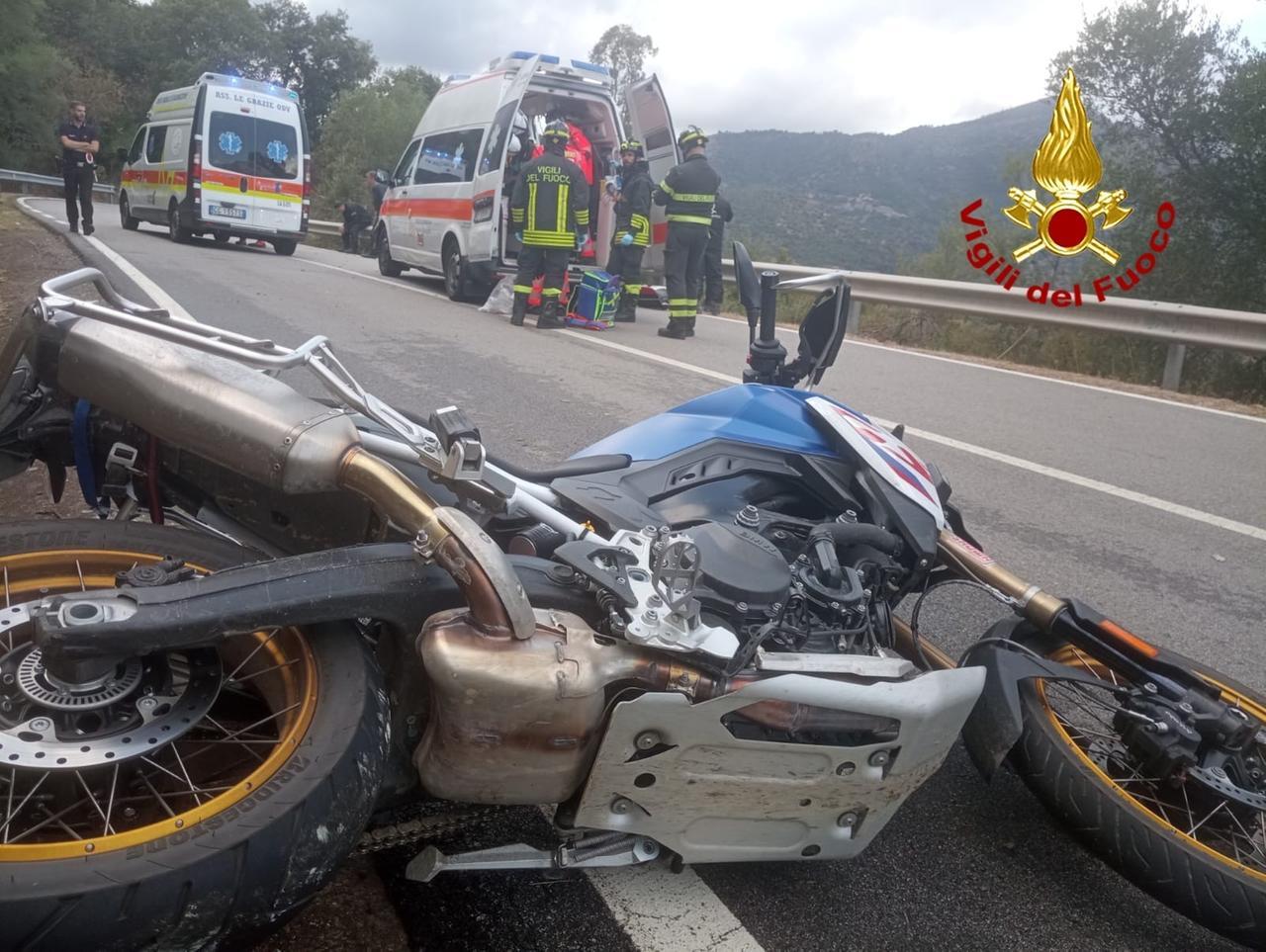 Incidente sulla vecchia Statale 125: muore un motociclista