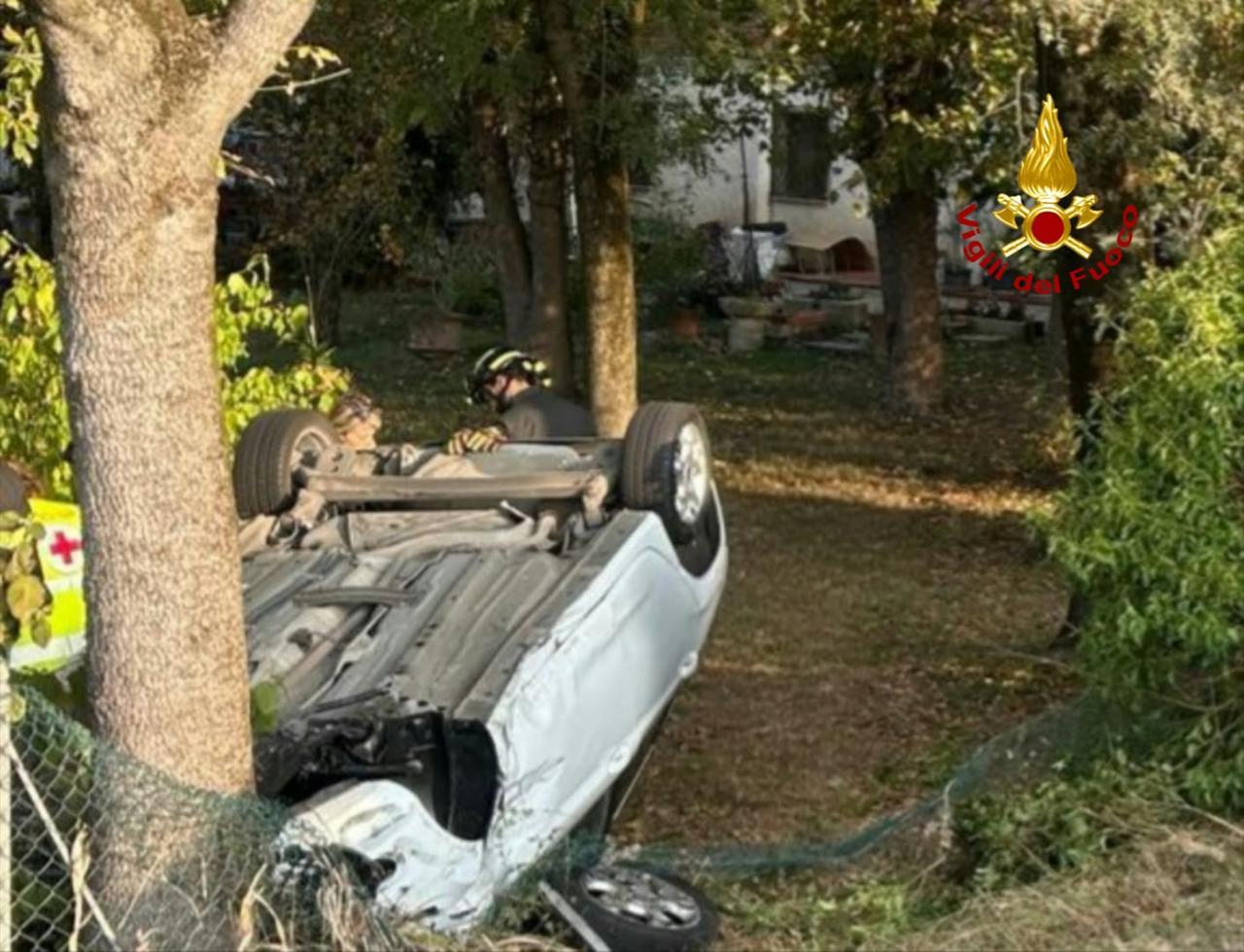 Reggio Emilia, scontro tra due auto all’incrocio tra via Marx e via Malatesta: un ferito