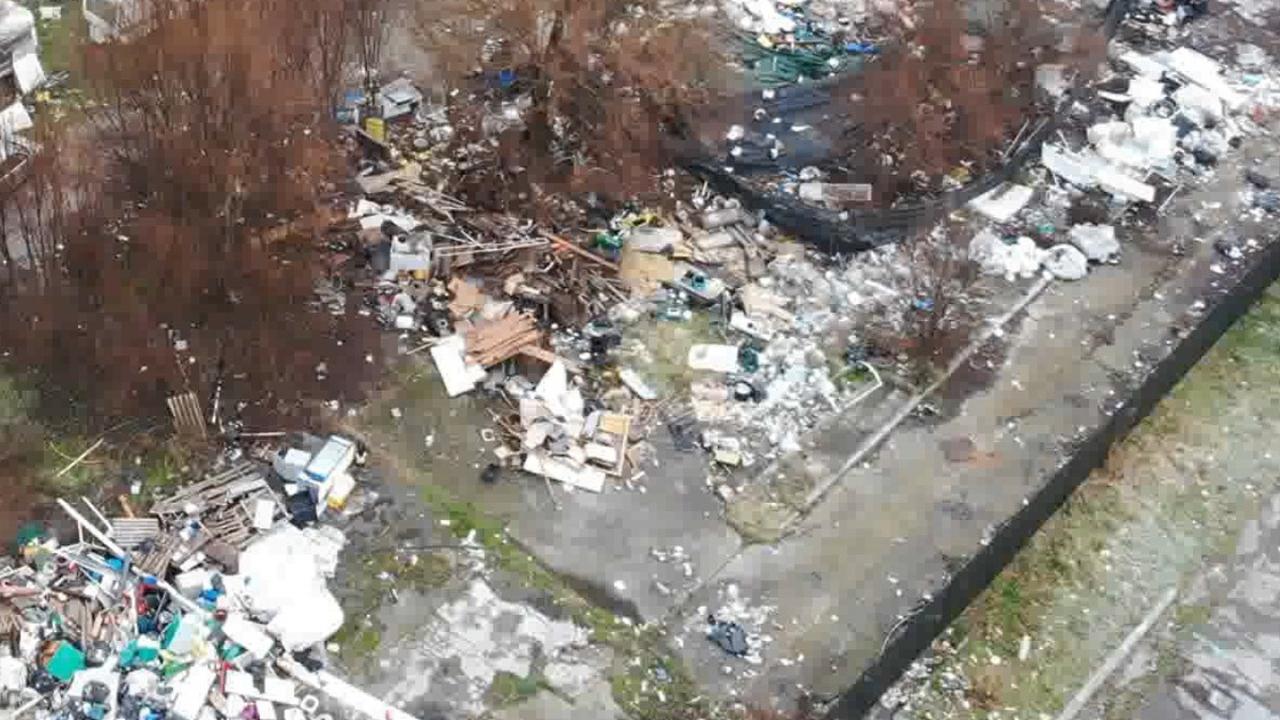 Una delle aree in cui avveniva lo smaltimento illecito 