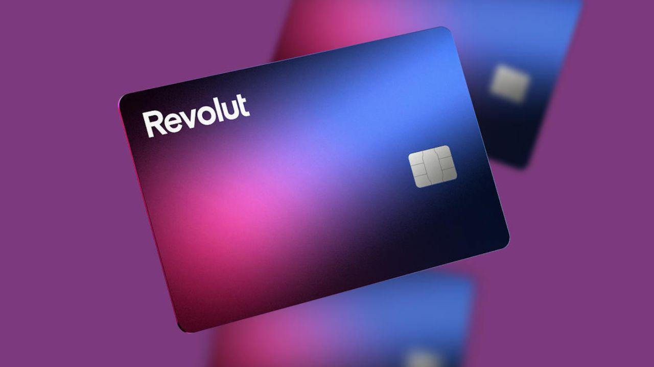 
	Una carta Revolut

