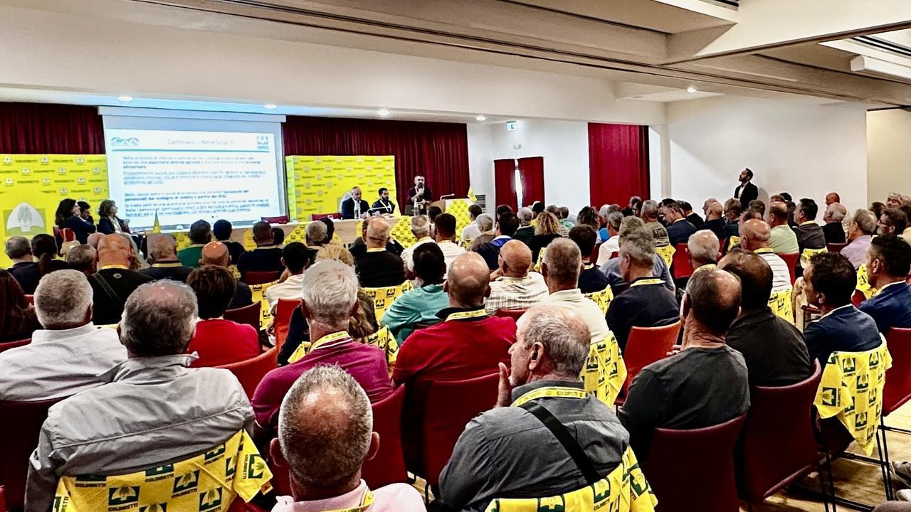 Caro gasolio, prodotti sotto pagati e costi alle stelle: la rivolta delle campagne