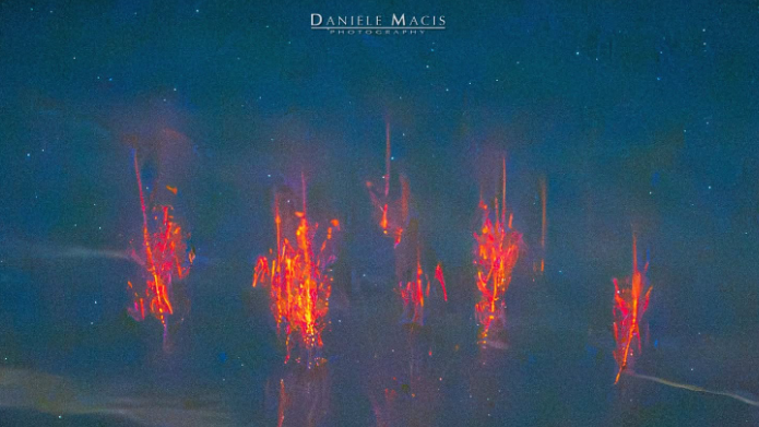 I red sprites sulle Baleari immortalati dall’isola, gli scatti di un fotografo sardo sono impressionanti – Le foto