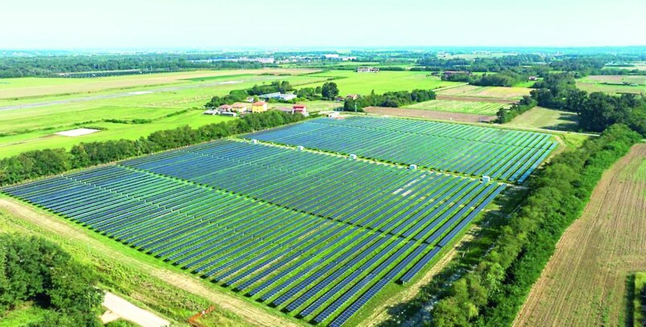 
	Un grande impianto fotovoltaico realizzato dalla InfraLab a Biella


