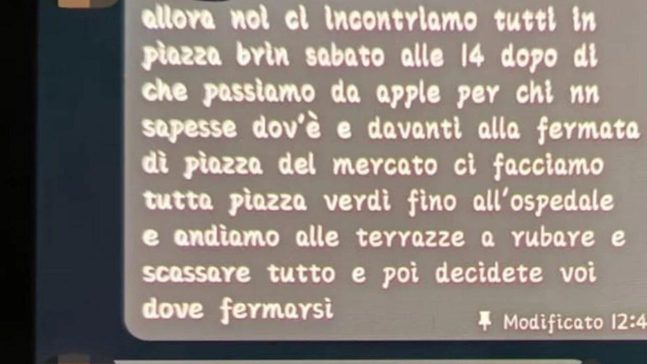 
	Uno screenshot della chat


