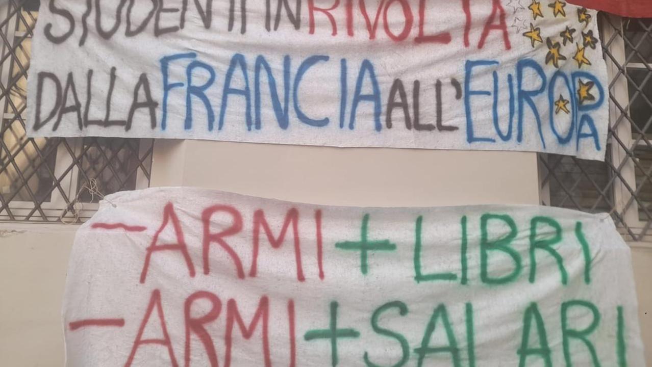Lucca, occupazioni al Passaglia