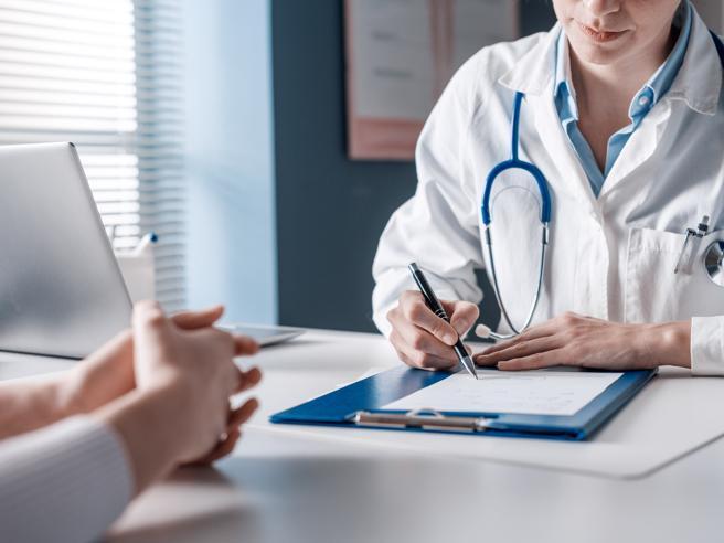 Cittadini senza medico di famiglia, il sindaco protesta: «Grave carenza di assistenza non più tollerabile»