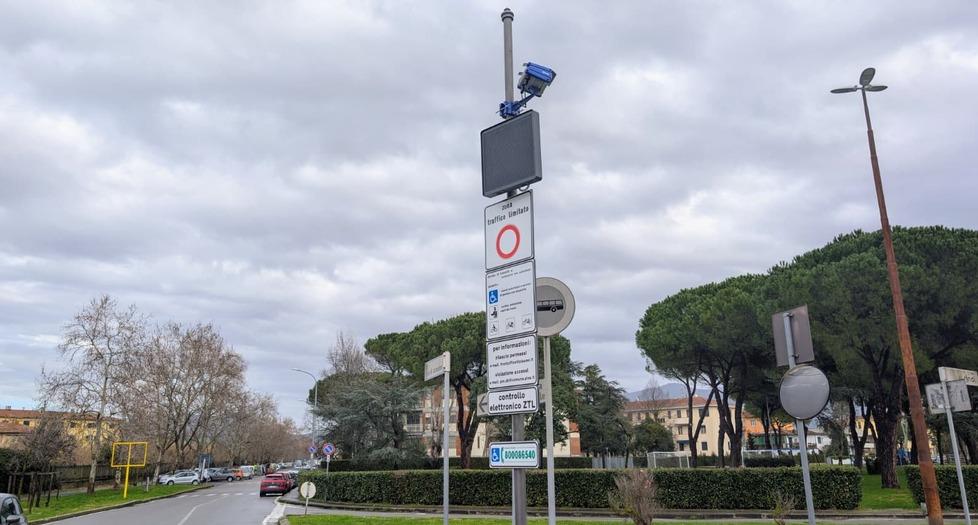 Pisa, Ztl stadio: primo bilancio positivo. «Ma il sistema non può multare»