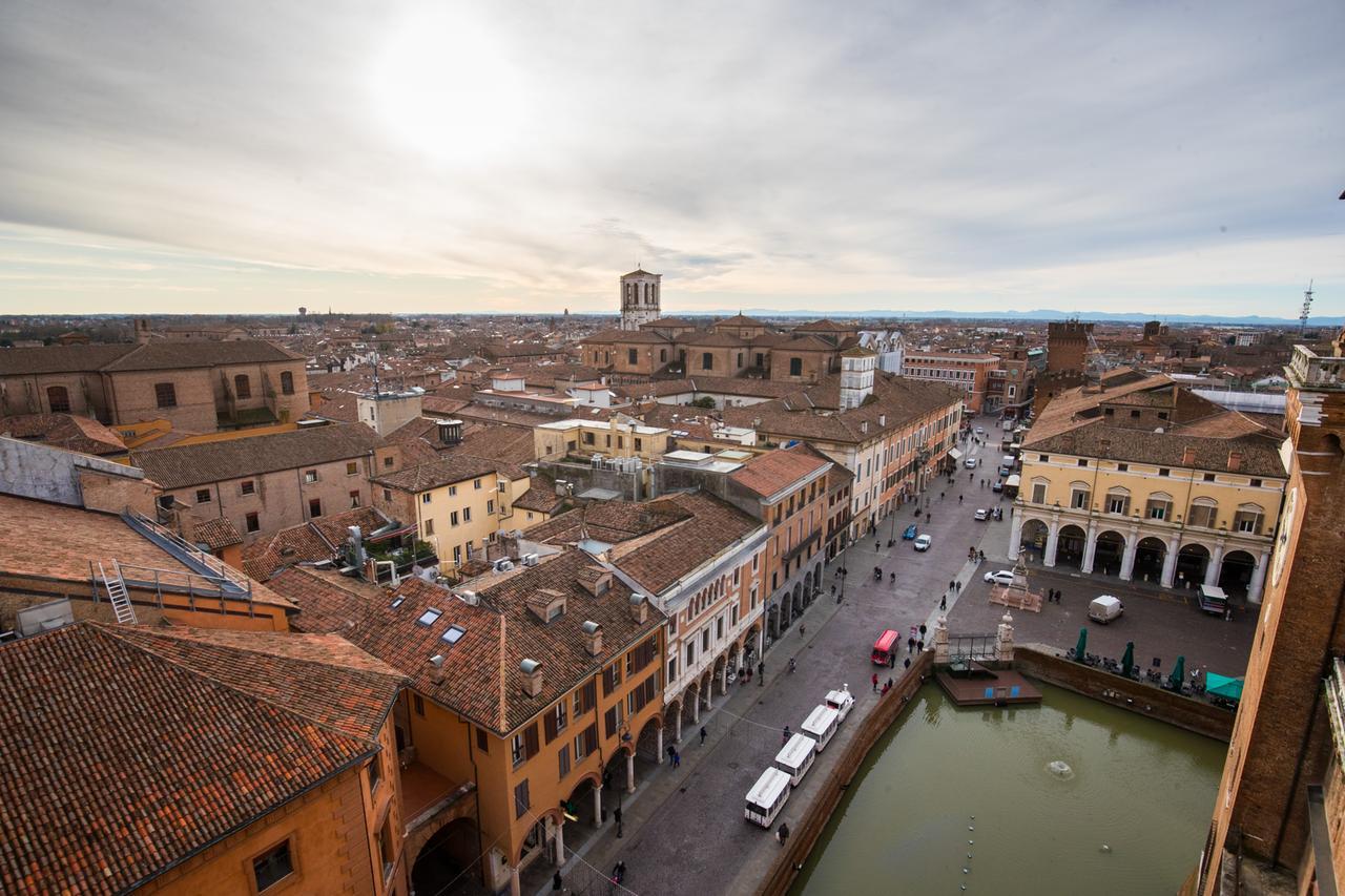 Ferrara, ecco l’annuario statistico del Comune: cresce l’inflazione ma anche turismo e asili