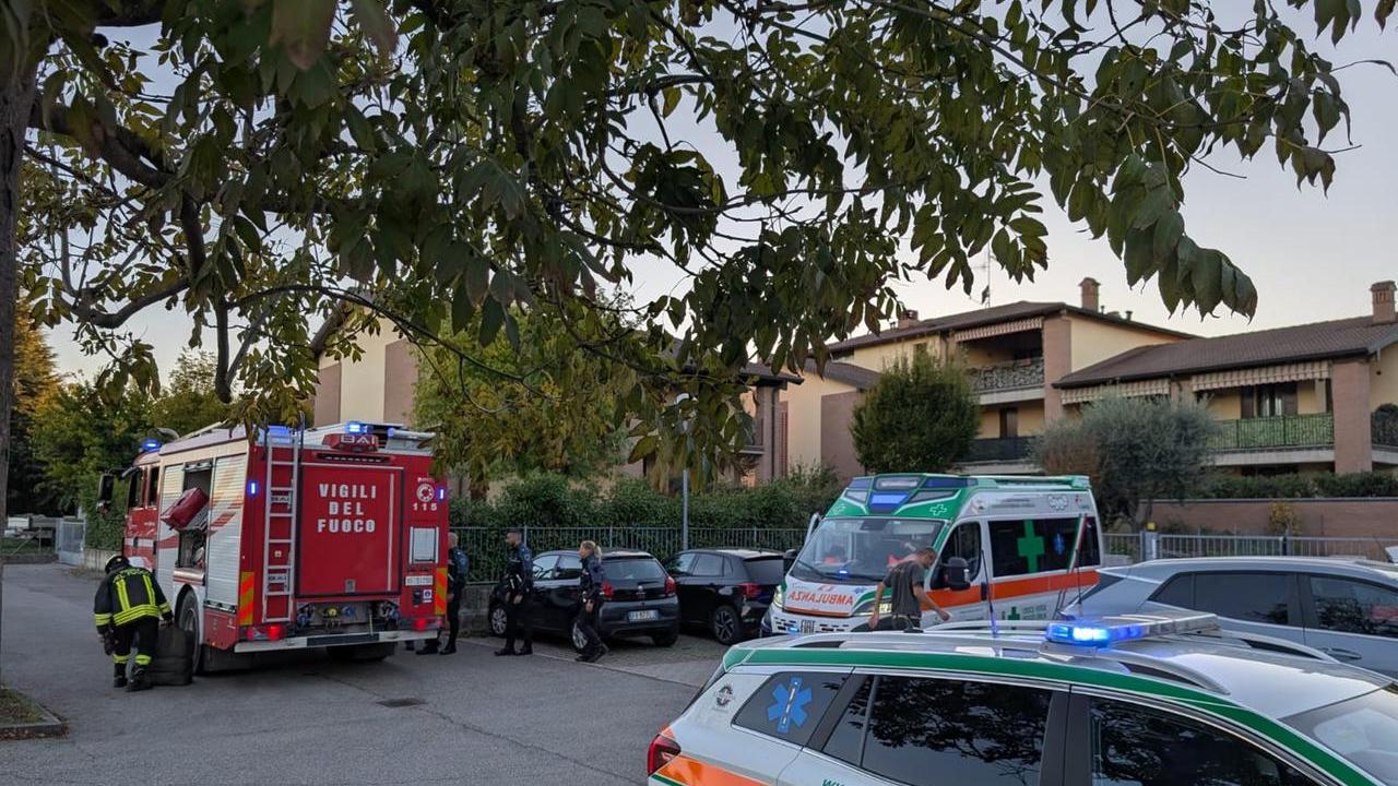 Anziano si accascia in casa, soccorso dopo due giorni dai vigili del fuoco
