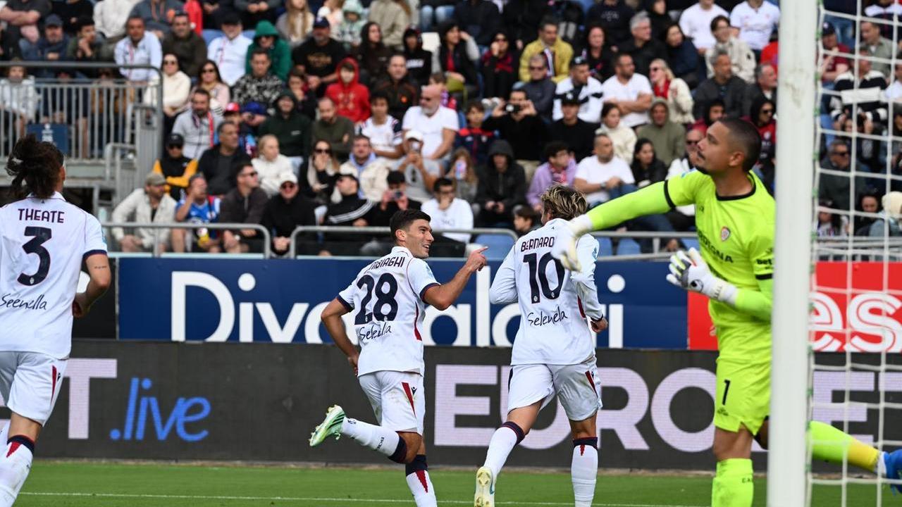 Cagliari, notte fonda alla Domus: il Bologna vince 2-0, neppure un tiro in porta per i rossoblù