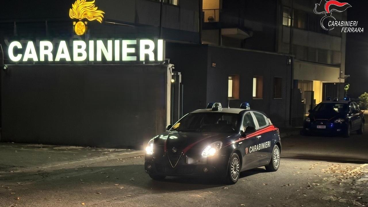Ferrara, speronamento e rapina ai danni di un 21enne: quattro giovani ai domiciliari