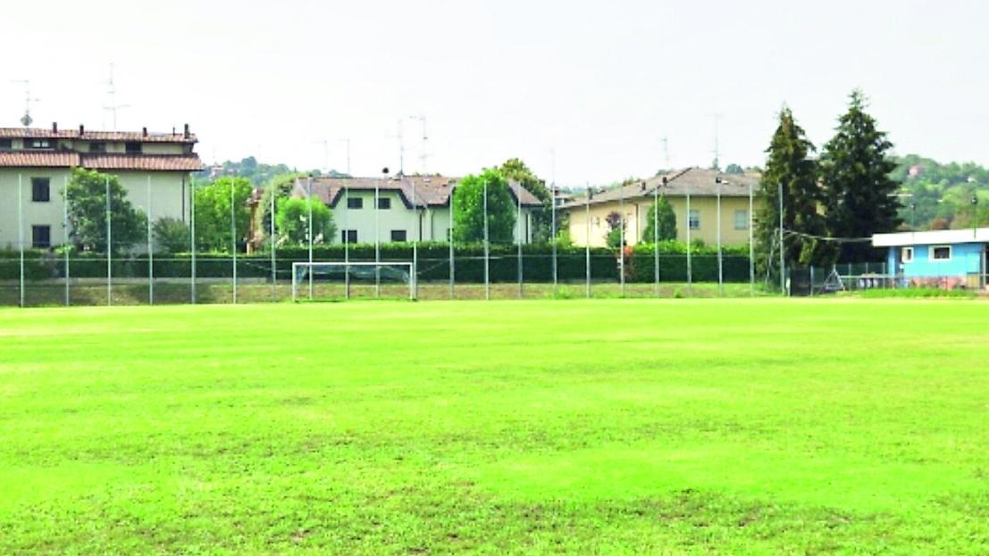 Genitori si picchiano in tribuna a Gorzano