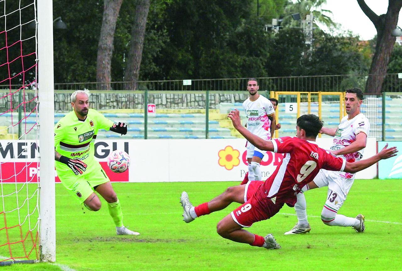 La Reggiana perde 2-0 a Grosseto e scivola a 12 punti dalla vetta