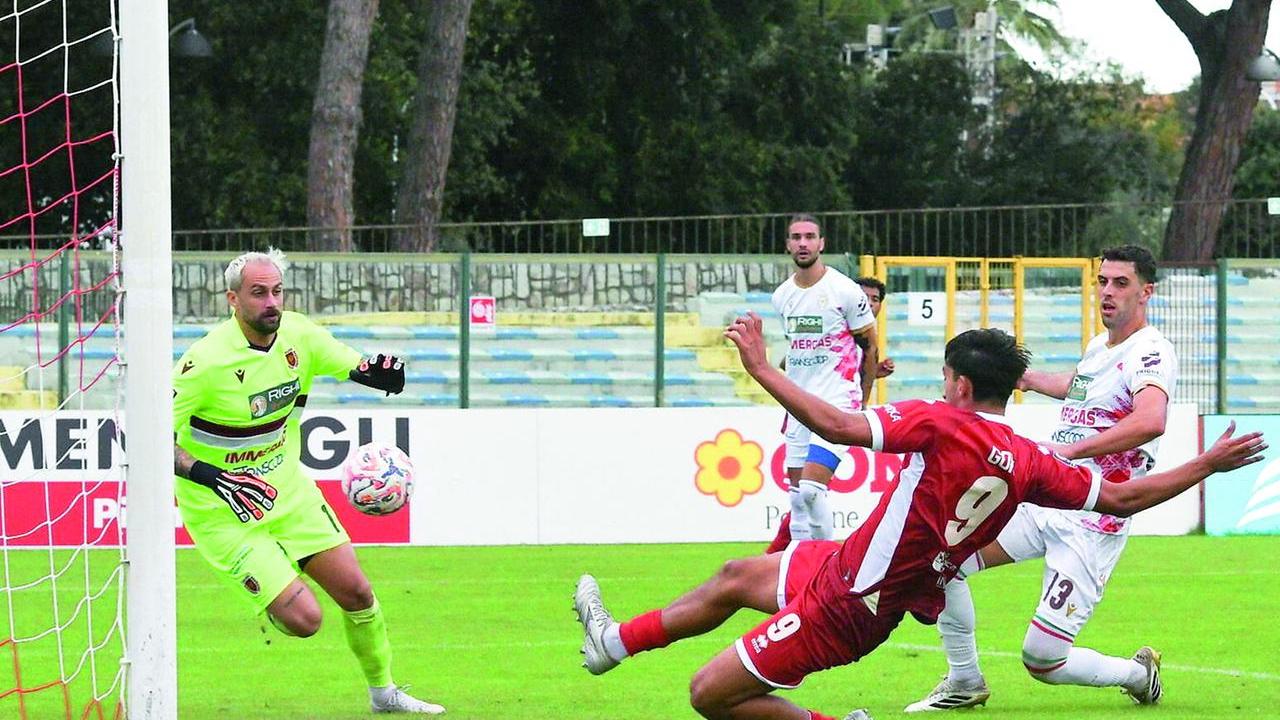 La Reggiana perde 2-0 a Grosseto e scivola a 12 punti dalla vetta