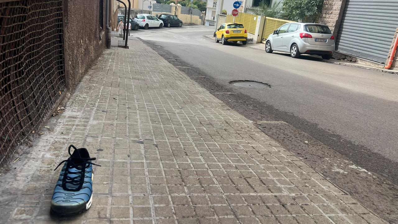 Ragazzo accoltellato a Sassari, la rabbia dei residenti: «Notti da incubo, servono più controlli»